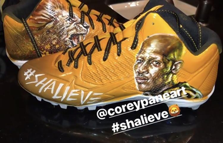 Steelers come in support of Ryan Shazier after spinal injury with custom cleats