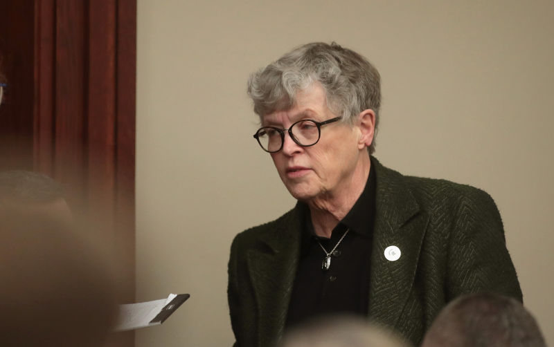 Lou Anna Simon resigns from her post as Michigan State University President