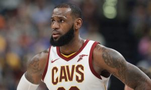 LeBron James becomes third player to have 2000 points for the 10th time
