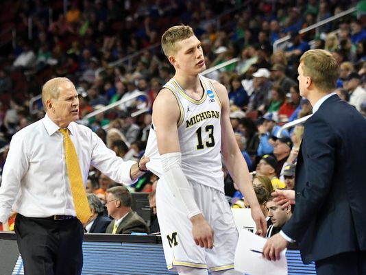 Wolverines show appreciation to advance without their best performances