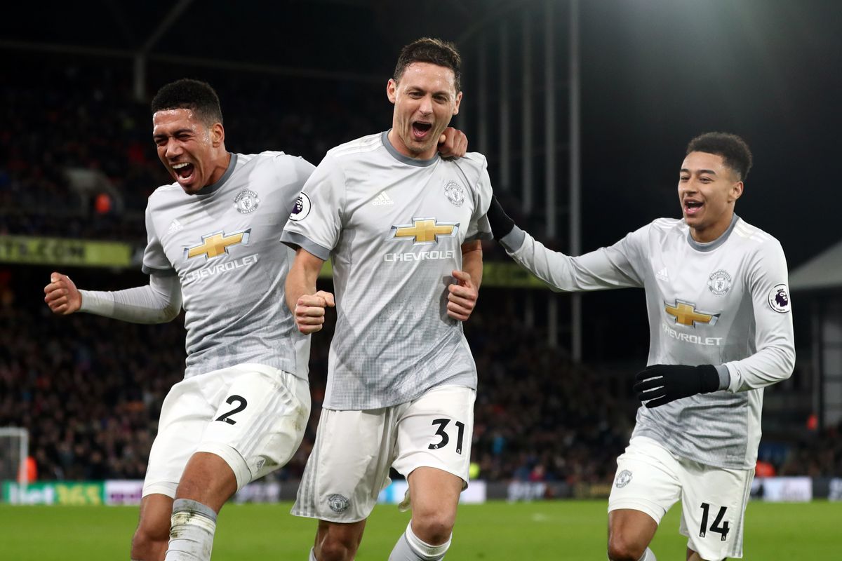 Manchester United defeats Crystal Palace with a significant comeback