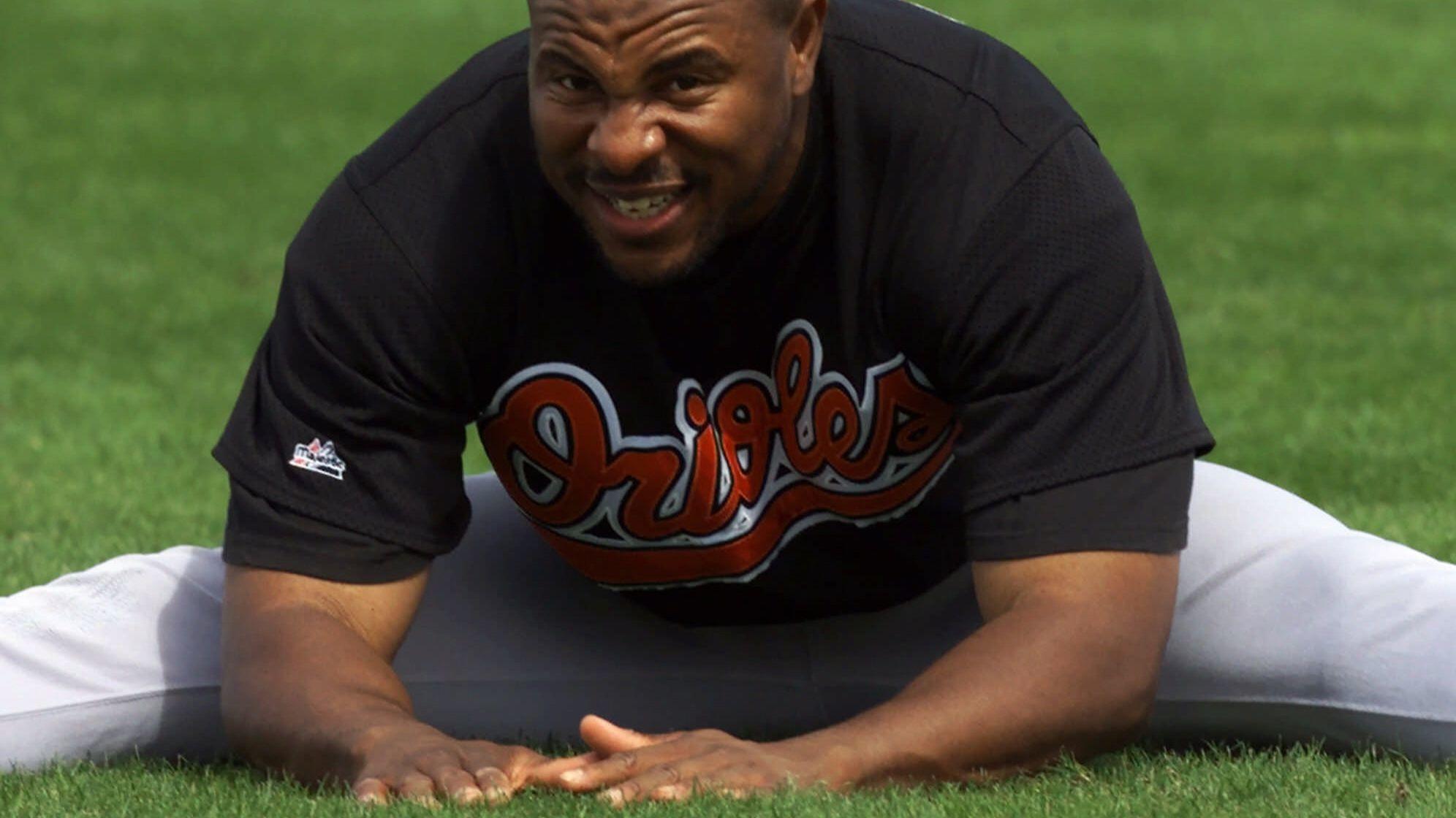 Albert Belle arrested after being found with high alcohol level in his blood