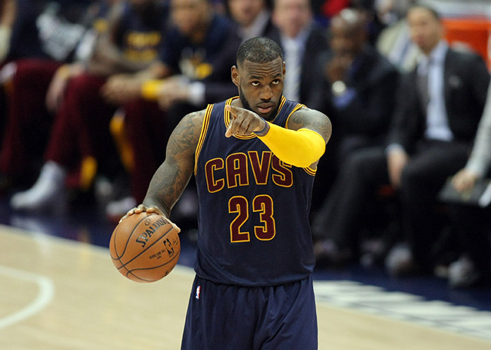 LeBron James steps into Michael Jordon’s all-time league record