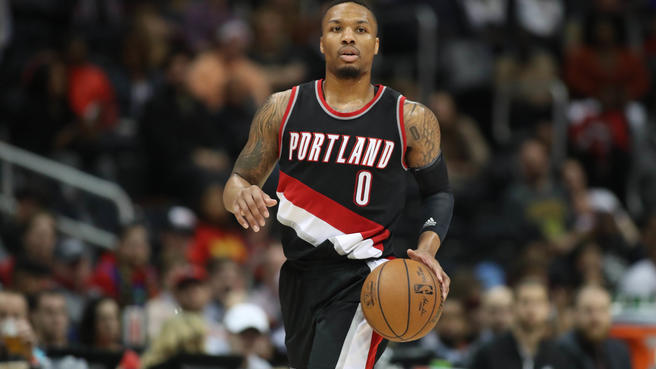 Damian Lillard flies back to home to witness the birth of his son after winning over Pelicans