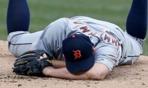 Tigers’ Jordan Zimmermann bruises jaw by line drive