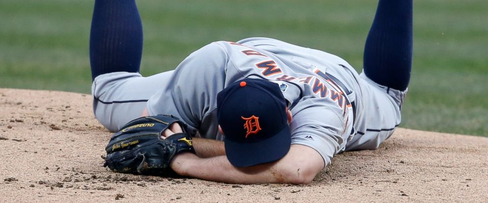 Tigers’ Jordan Zimmermann bruises jaw by line drive