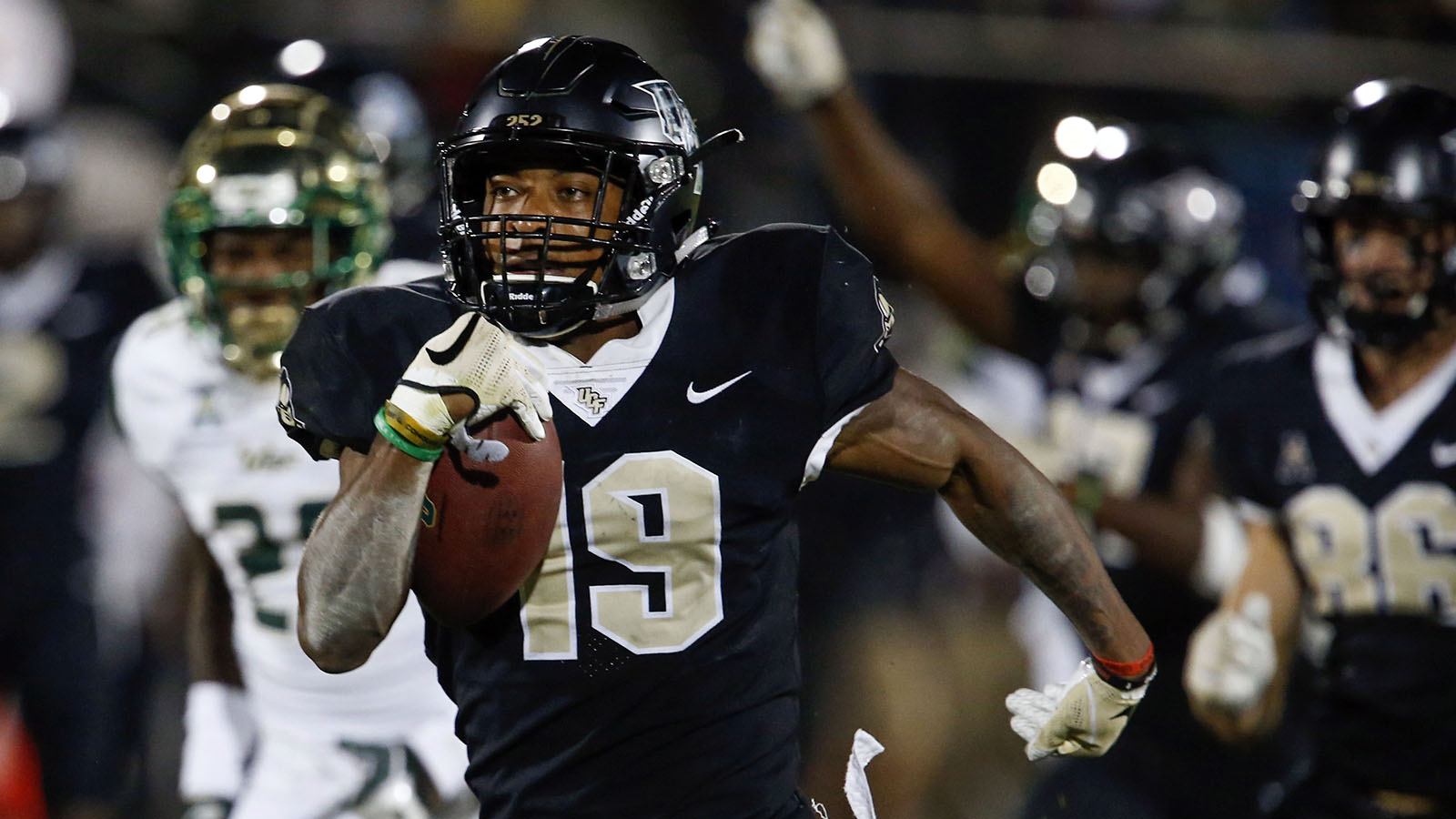 Vikings draft UCF CB Hughes as its 30th pick