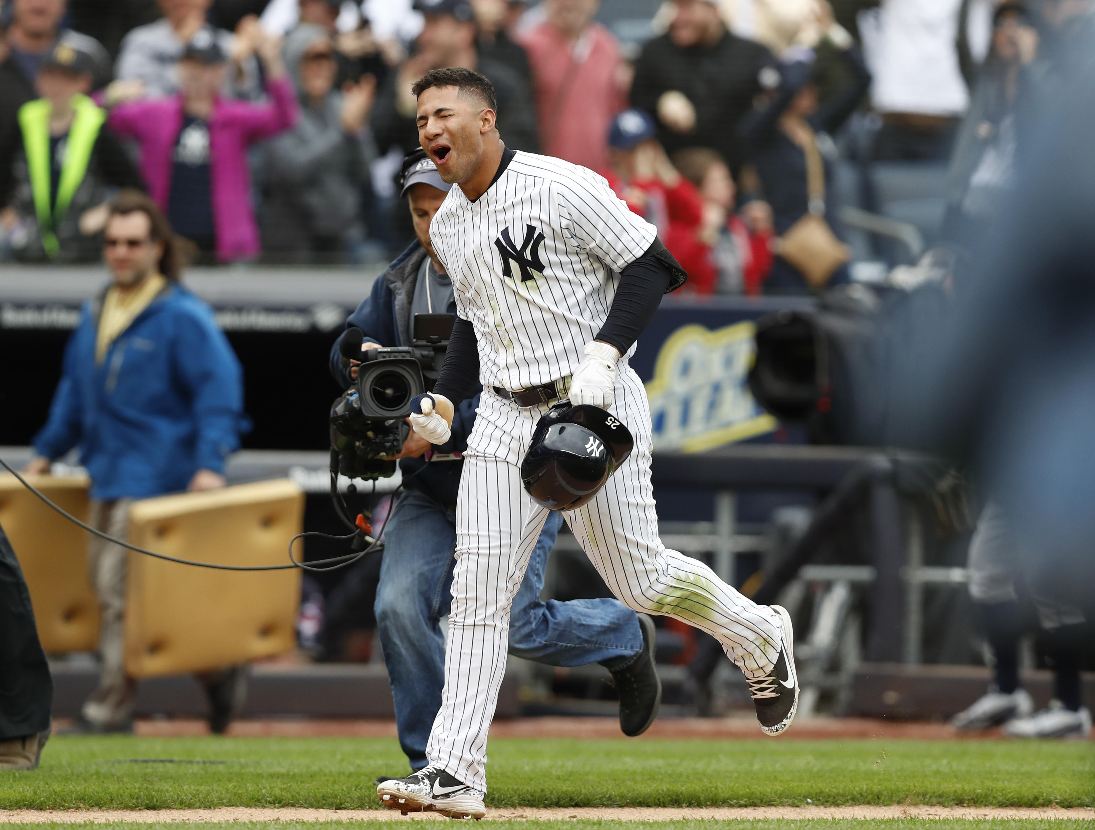 Gleyber Torres hits walk-off three home runs as Yankees win over Indians