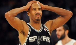 Bruce Bowen criticizes Kawhi Leonard