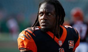 Adam Jones was not the one to start off the fight with an airport worker