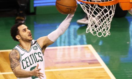 Shane Larkin signs a one year, $1.8 million deal with Anadolu Efes