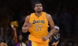 Andrew Bynum is now trying to make a comeback to the NBA