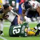 Aaron Rodgers returns back to the game after knee injury, leads Packers to victory