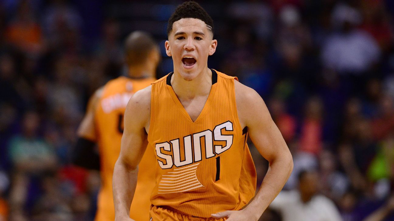 Devin Booker undergoes surgery on right hand in LA