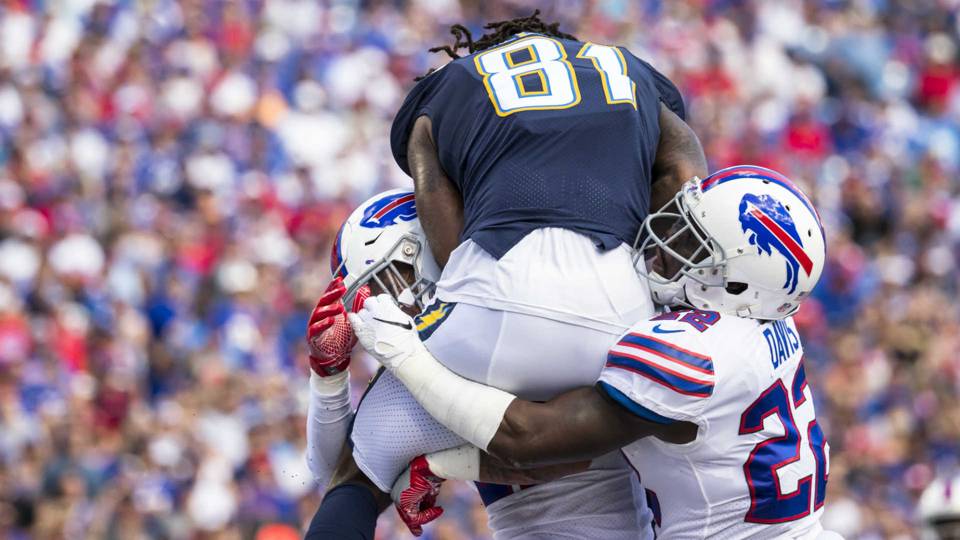Vontae Davis declared himself as retired at the halftime of the game