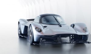 Aston Martin Valkyrie now goes for production