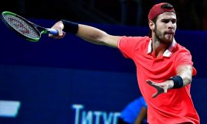Aggressive hits and the success of Karen Khachanov in the 22nd match shocks Novak Djokovic