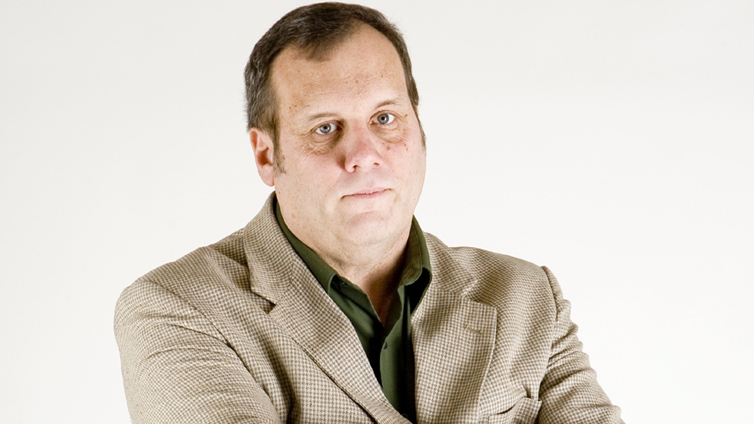 Renowned Indiana sports writer Terry Hutchens died at 60