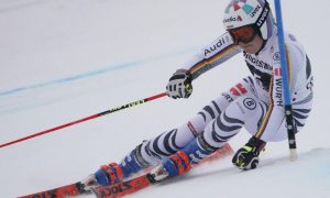 Rebensburg stays ahead post 1st GS run in Courchevel