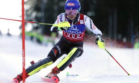 Big 1st-run lead makes Mikaela Shiffrin reach the edge of slalom record