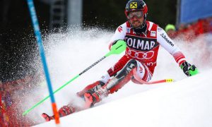 Marcel Hirscher stays ahead in the first run of Madonna di Campiglio Slalom