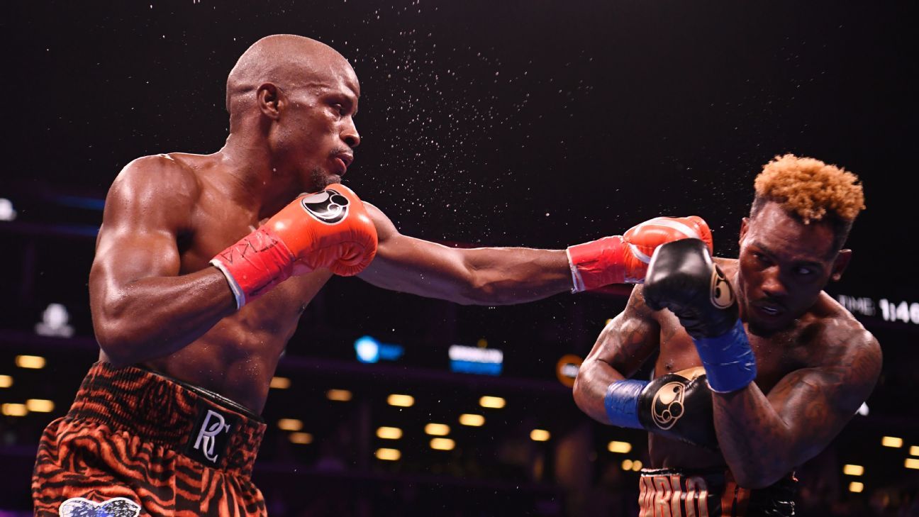 Tony Harrison has upset Jermell Charlo by winning the middleweight world title