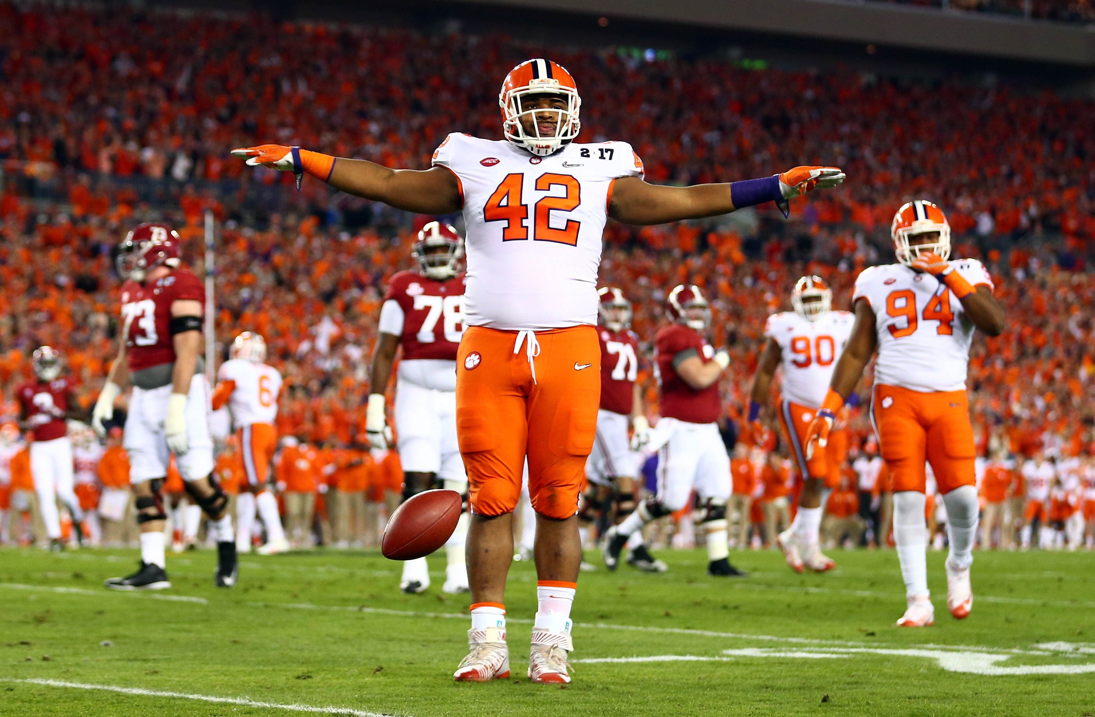 Christian Wilkins is all ready, set and he splits