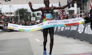 Ezekiel Kipsang claims victory on the Marathon debut in Miami