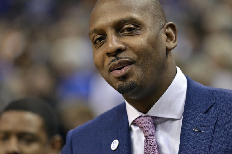 Penny finds other coaches jealous of the NBA background of Memphis staff